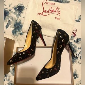 CHRISTIAN LOUBOUTIN
Pigalle 100mm Jacquard Loubi In The Sky Red Sole Pumps 39